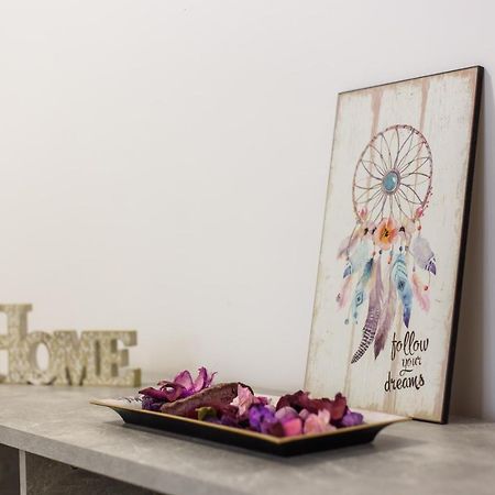 Lovely Home At West Residence Oradea Extérieur photo