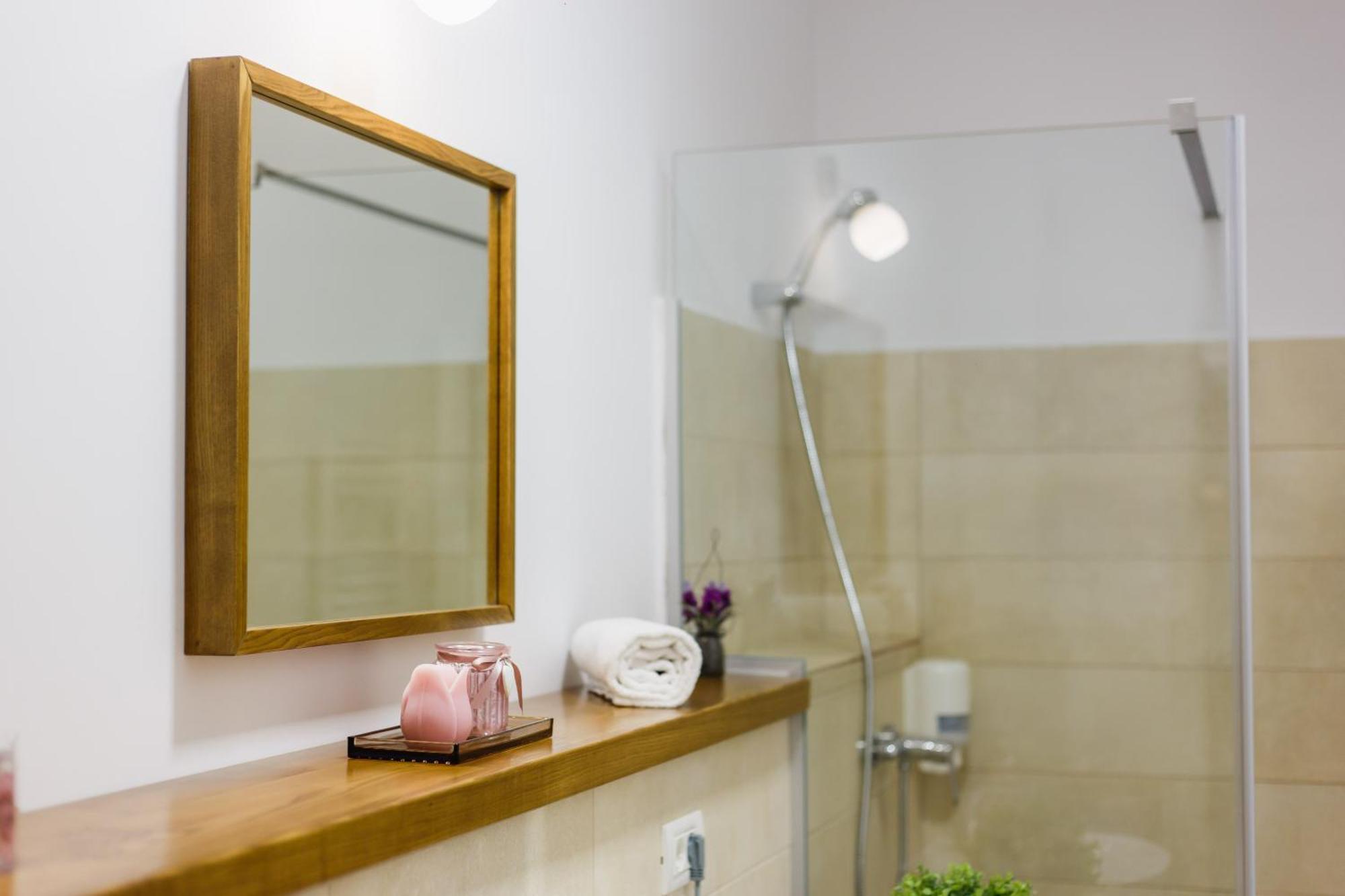 Lovely Home At West Residence Oradea Extérieur photo