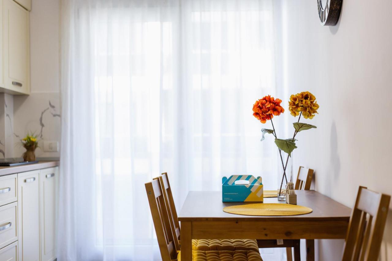 Lovely Home At West Residence Oradea Extérieur photo