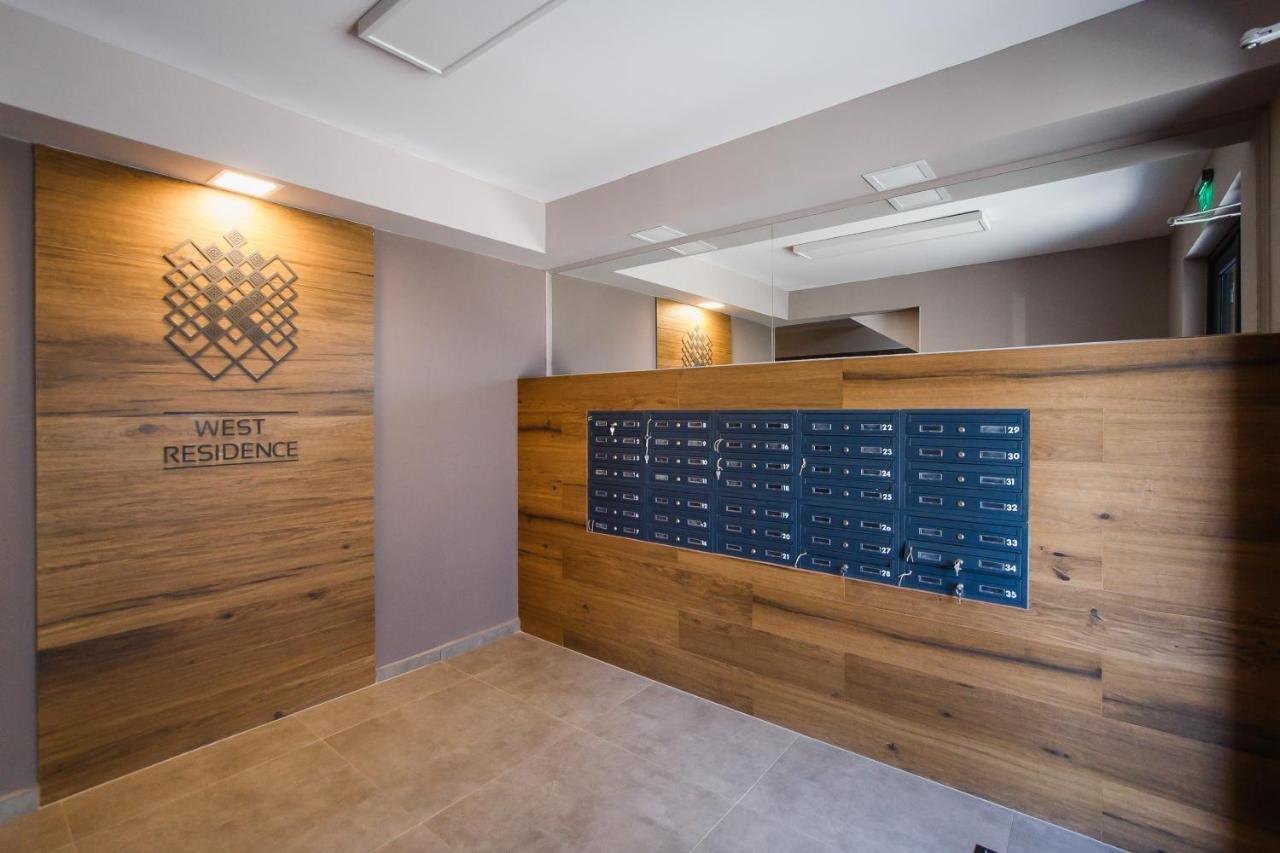 Lovely Home At West Residence Oradea Extérieur photo